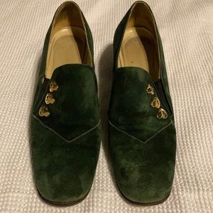 Saks fifth avenue dark green suede shoes, size 6N